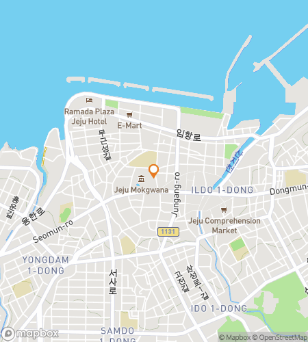 Mapa pieszej wycieczki z poszukiwaniem skarbów po mieście Jeju