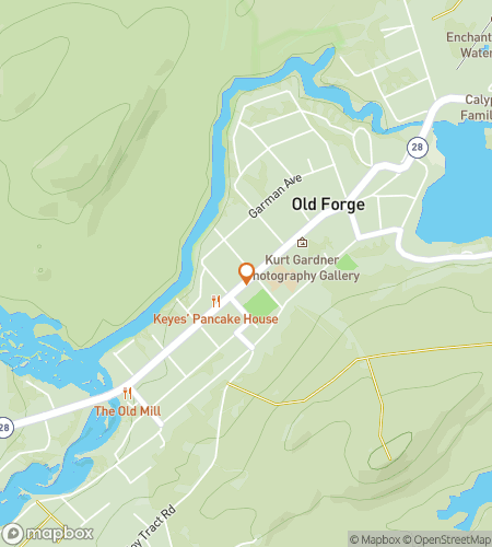 מפה של סיור הליכה לחיפוש אחר המטמון עבור מסלולי ההליכה של Old Forge Paddle Paths & Piney Hideaways Trail