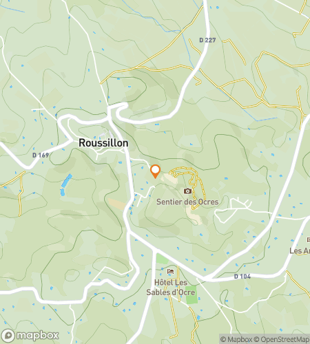 Kort over skattejagt-vandretur for Den Gyldne Landsby&colon; Fort&aelig;llinger om Gordes