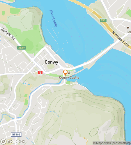 Hartă a turului de mers pe jos cu scavenger hunt pentru Conwy Castle Caper Quest