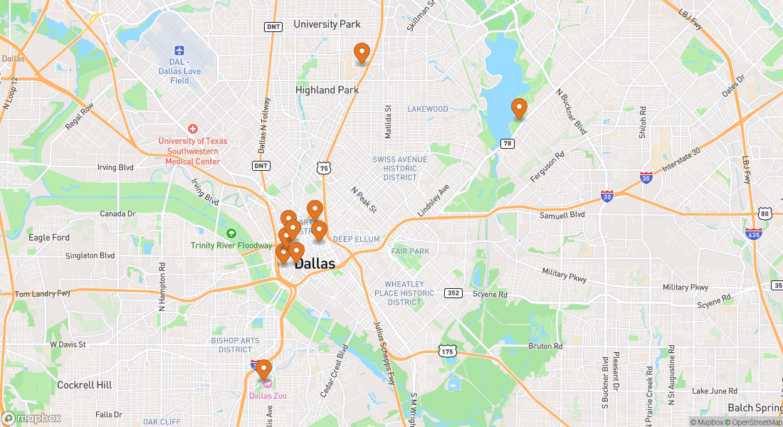 Kort, der viser 10 oplevelseslokationer i Dallas