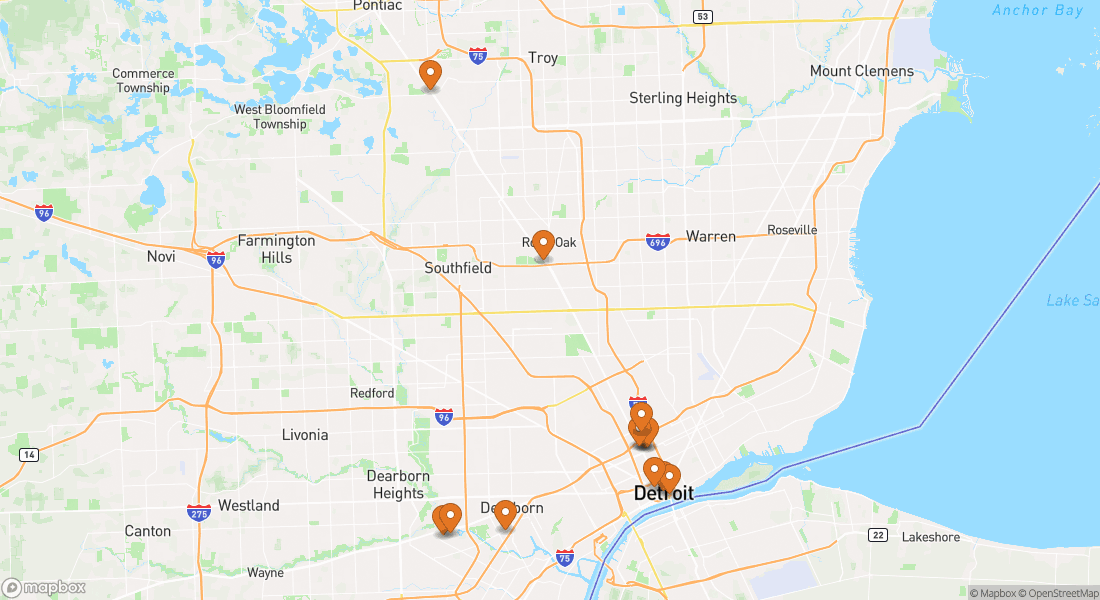 Kort, der viser 13 oplevelseslokationer i Detroit