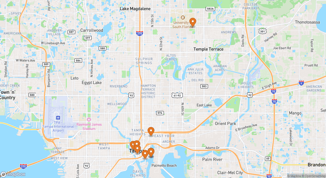 Kort der viser 8 oplevelseslokationer i Tampa