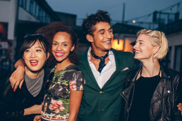 Group enjoying a bar crawl scavenger hunt